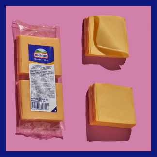 ПЛАВЛЕНЫЙ СЫР В ЛОМТИКАХ БИСТРО ЧЕДДЕР (28 ИЛИ 84 ЛОМТИКА В УПАКОВКЕ)